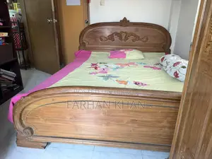Shegun wood king size bed