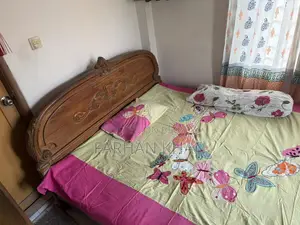 Shegun wood king size bed