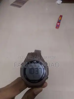 স্পিড ট্র্যাক ঘড়ি