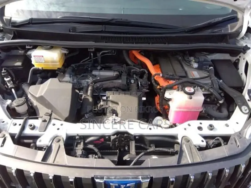 Toyota Esquire GI PREMIUM HYBRID 4.5 2020