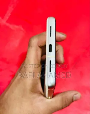 Google Pixel 7 . (Used)