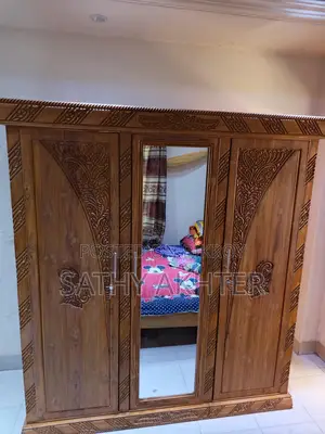 চিটাগাং সেগুন কাঠের আলমারি