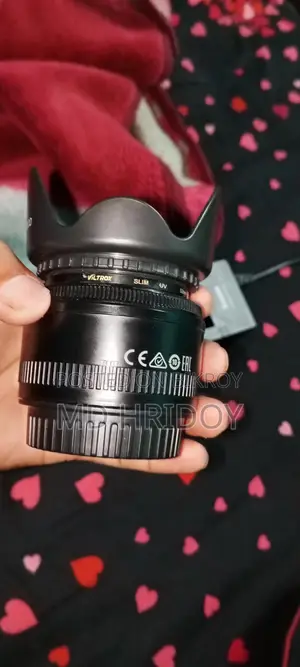 Canon 700d + 55mm F/1.8 (বক্সসহ)