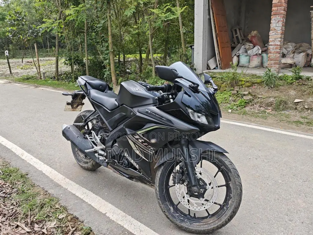 Yamaha R15 V3 2024