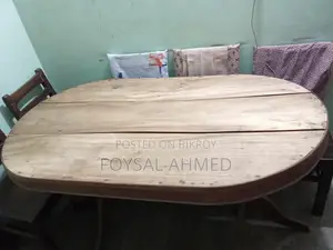 ডাইনিং টেবিল ৫ টি চেয়ার সহ