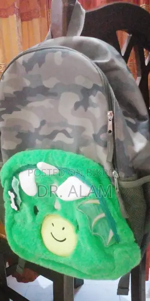 স্কুল ব্যাগ বিক্রয় হবে