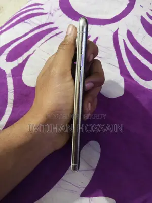 Apple iPhone 11 Pro Max . (Used)