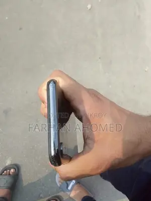 Apple iPhone X (Used)