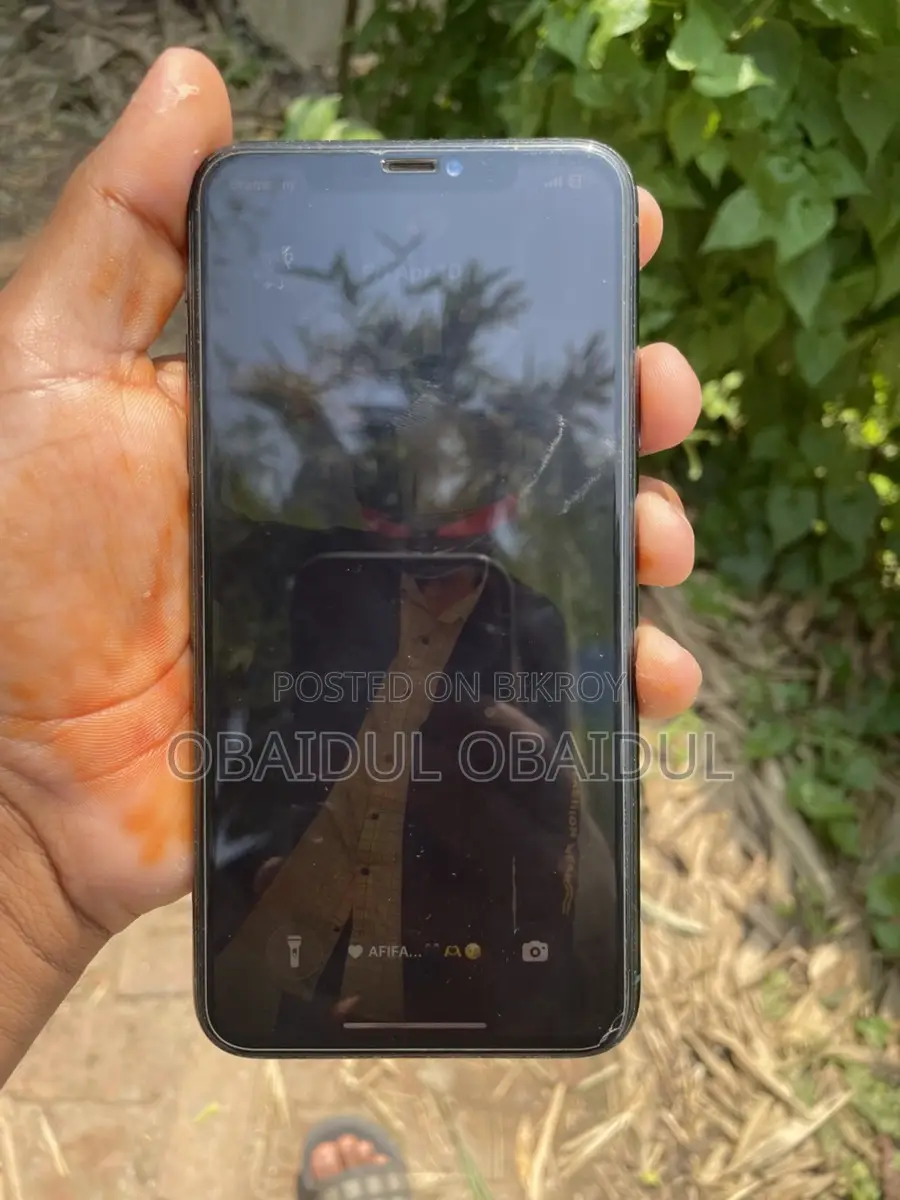 Apple iPhone 11 Pro Max (ব্যবহৃত)