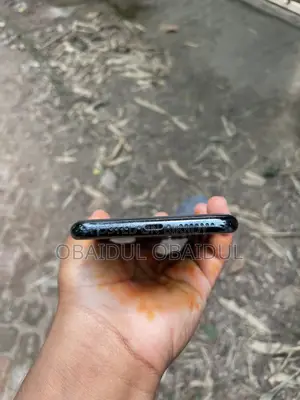 Apple iPhone 11 Pro Max (ব্যবহৃত)