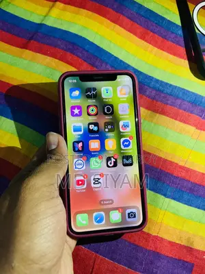 Apple iPhone XS (Used)