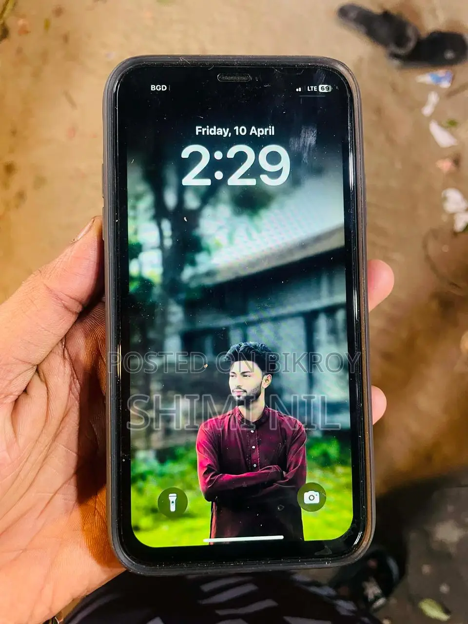 Apple iPhone XR (Used)