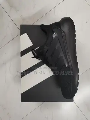 Adidas Ultimashow (UK 10)