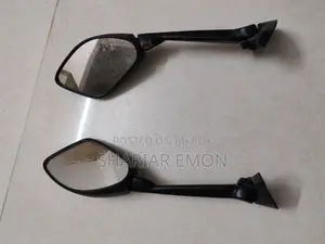 Gixxer SF Looking Glass