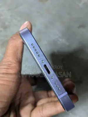 Apple iPhone 12 (Used)