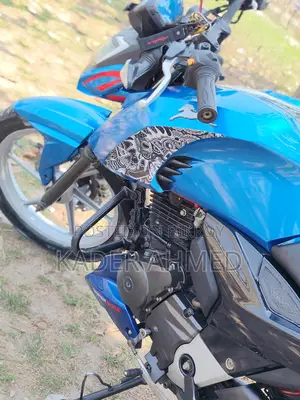 TVS Apache RTR 160 4v 2022