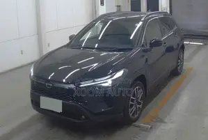 টয়োটা করোলা ক্রস জেড লেদার ব্ল্যাক কালার ২০২৫