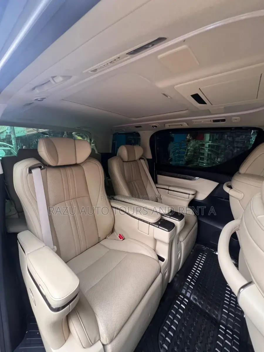 Toyota Alphard Business Class for rent