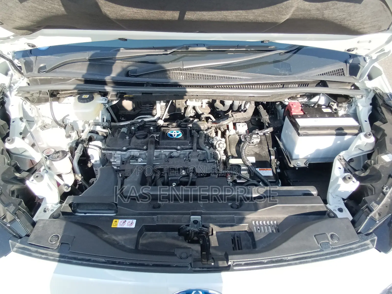 Toyota Voxy S-Z HYBRID PEARL 2024