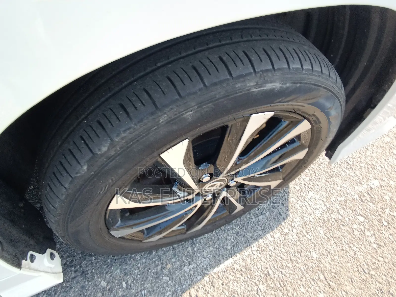Toyota Voxy S-Z HYBRID PEARL 2024