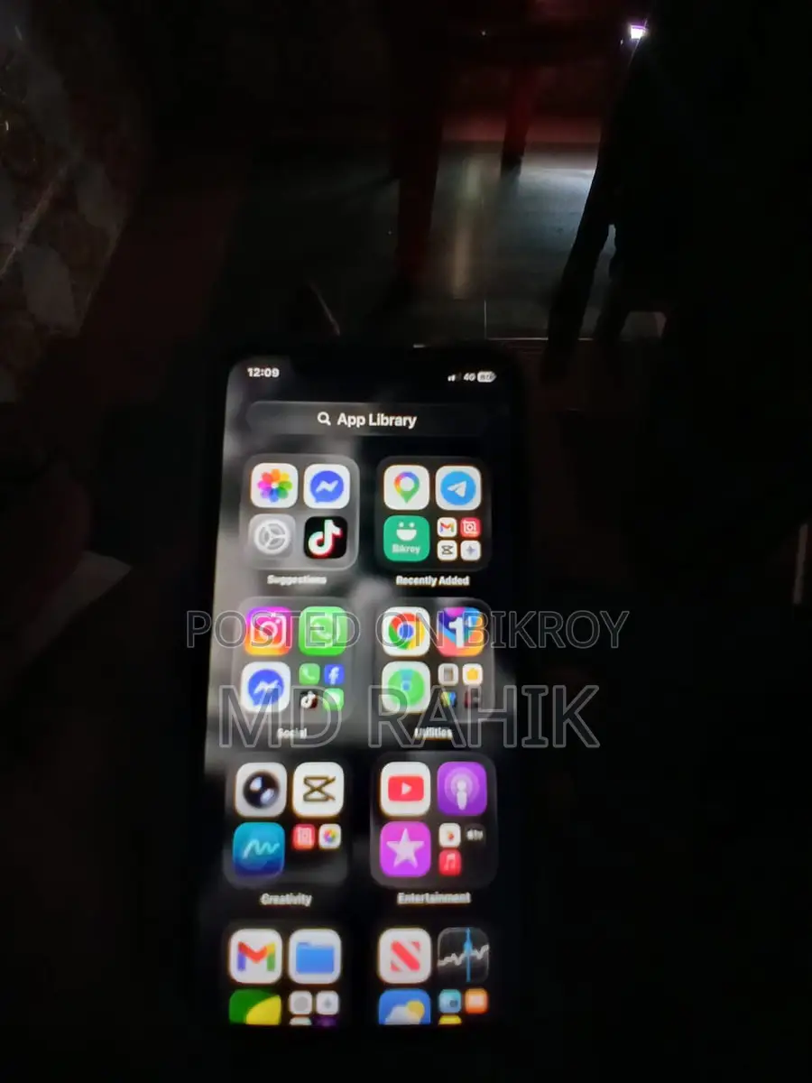 Apple iPhone 11 (Used)