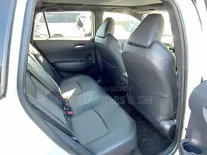 Toyota Corolla Cross Z Pearl Full Option 2023