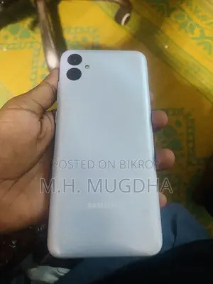 Samsung Galaxy A04e (Used)