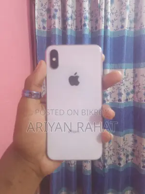 Apple iPhone X (Used)