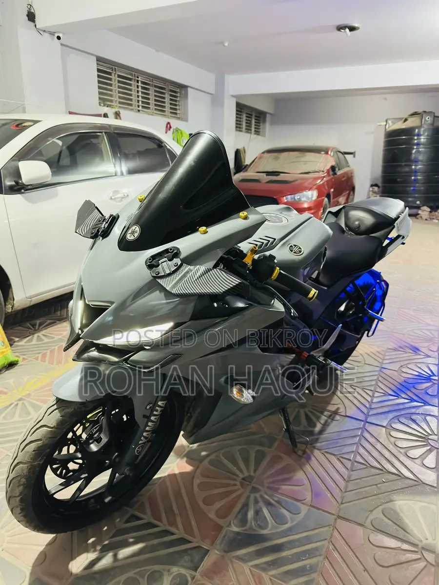 Yamaha R15 2022