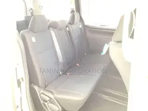 Toyota Noah Non Hybrid X 2021