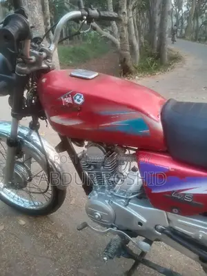 Bajaj 1999 Red