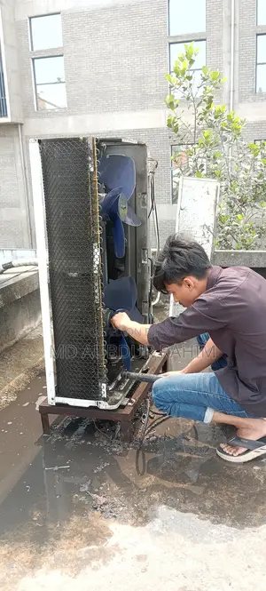 AC & Fridge Repair Service at Home – Fast Reliable Home Service