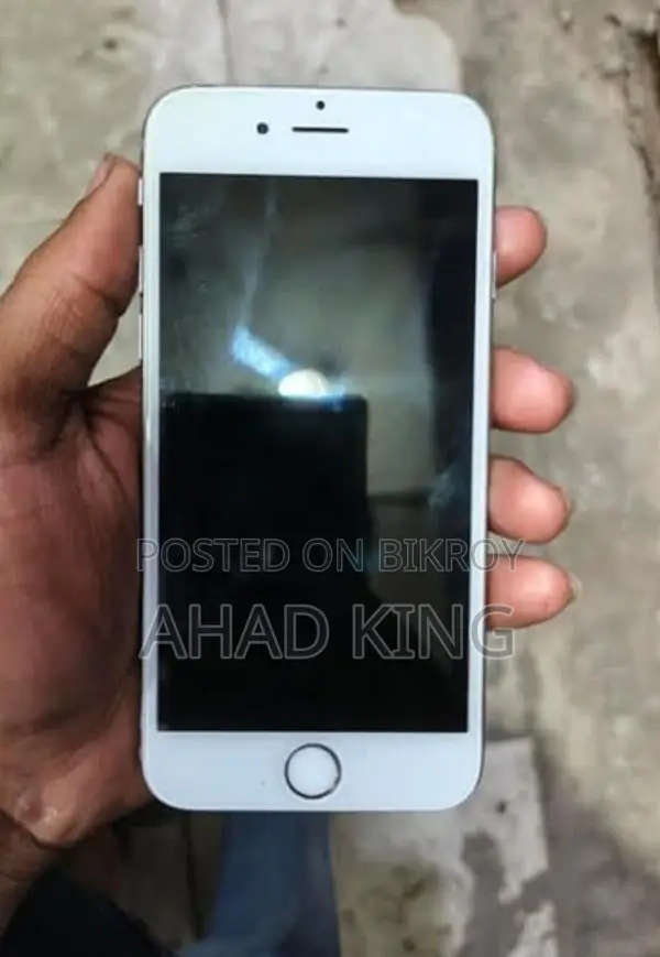 Apple iPhone 6 . (Used)