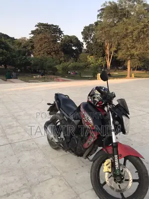 Yamaha FZ first virsion 2011