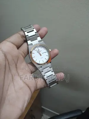 Poedagar 930b অরিজিনাল ঘড়ি