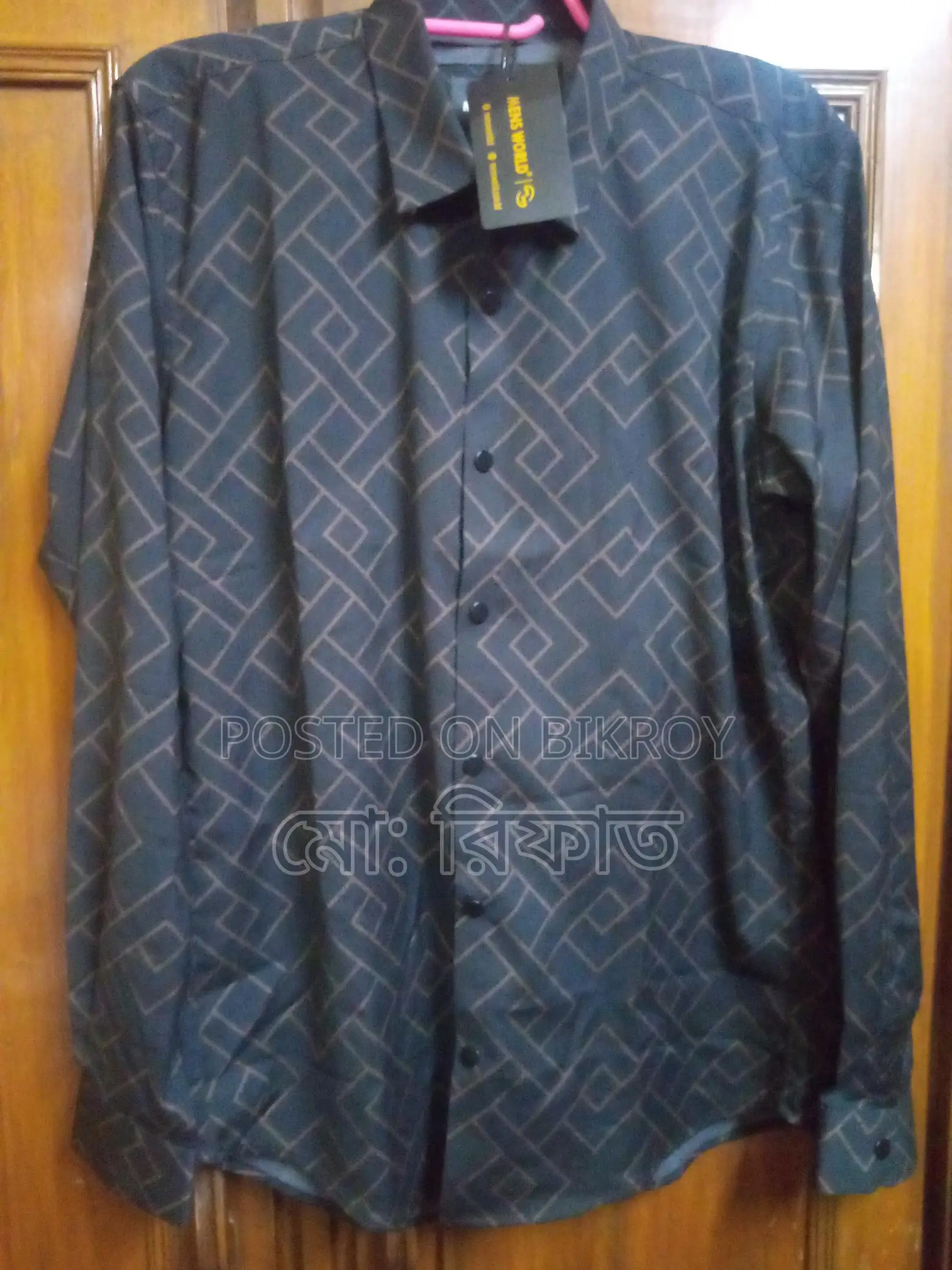 India T-shirt for sale. Brand new condition.