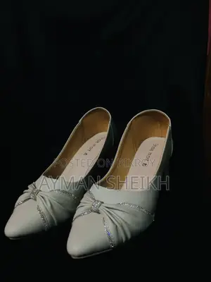 Brand New Heel