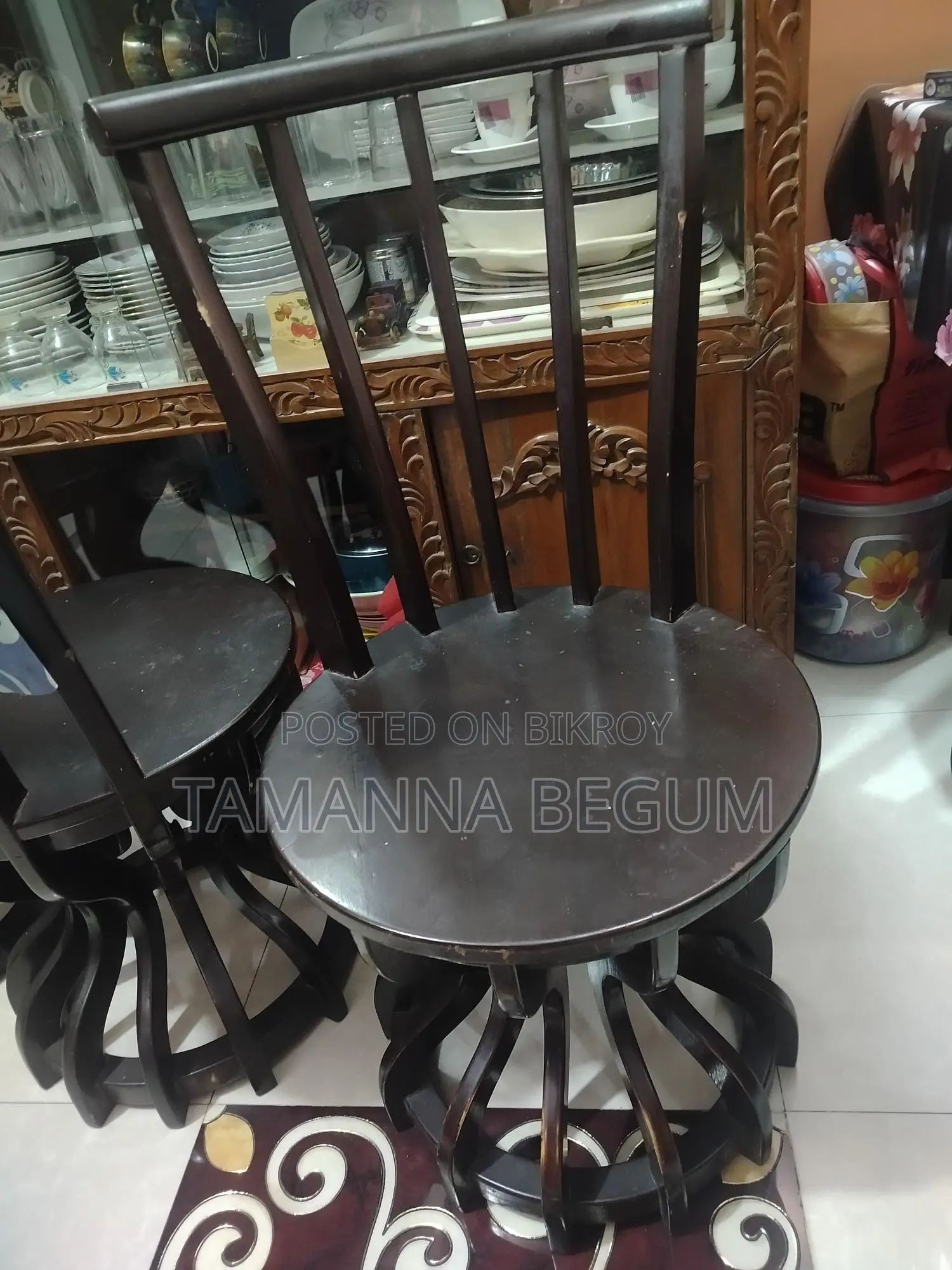 Unique Dining Set