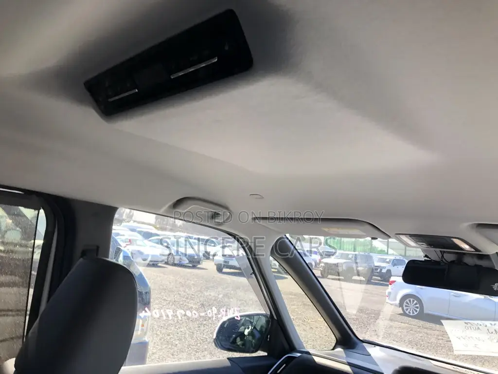 Toyota Noah Z PKG HYB 360 2023