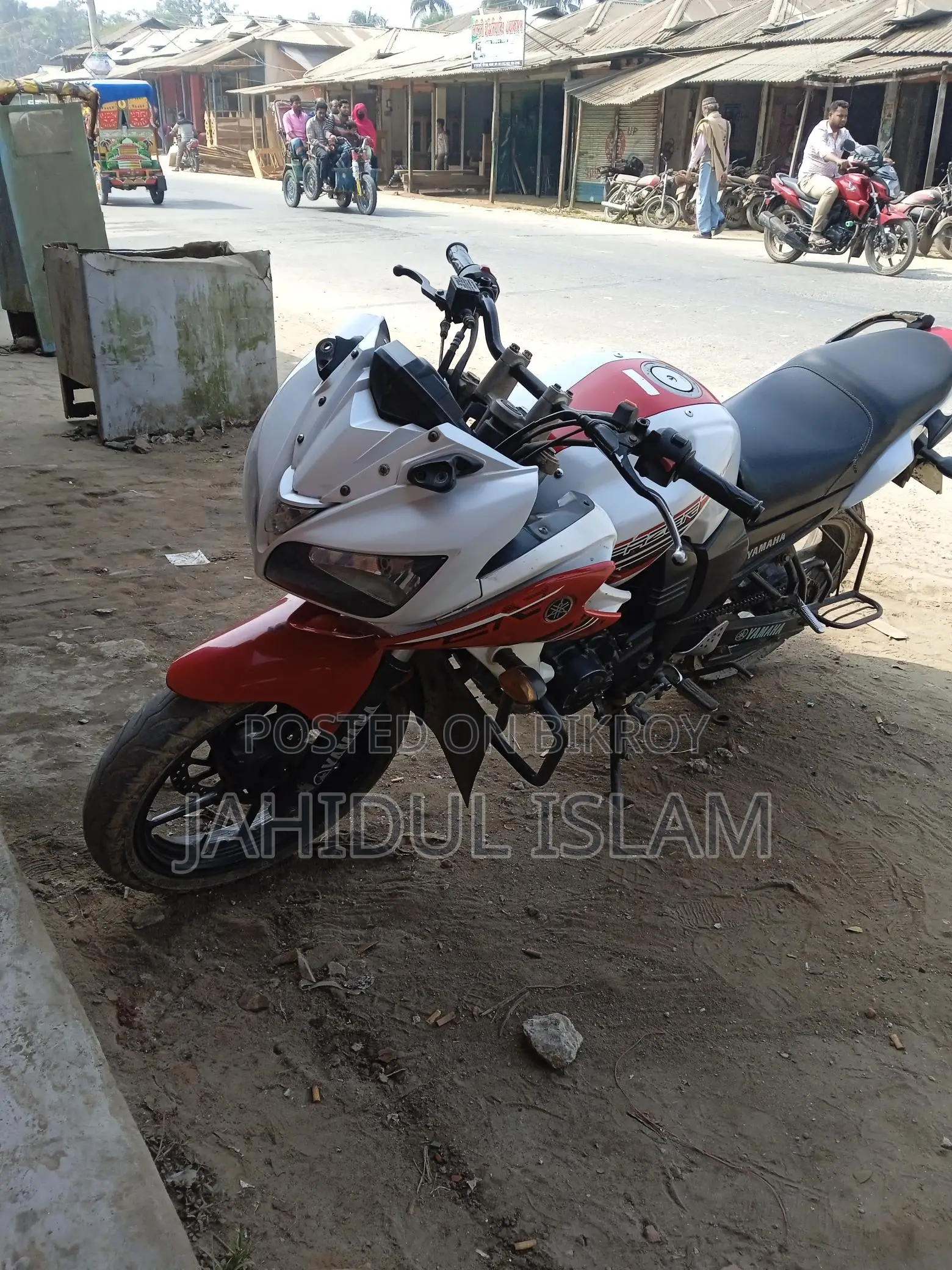 Yamaha Fazer v1 2012