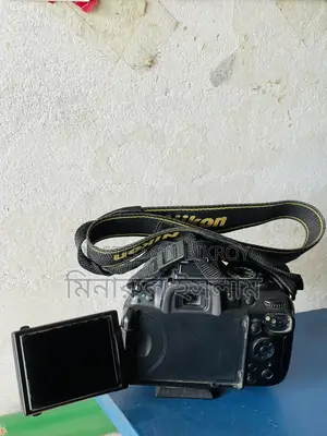 Nicon 5200D