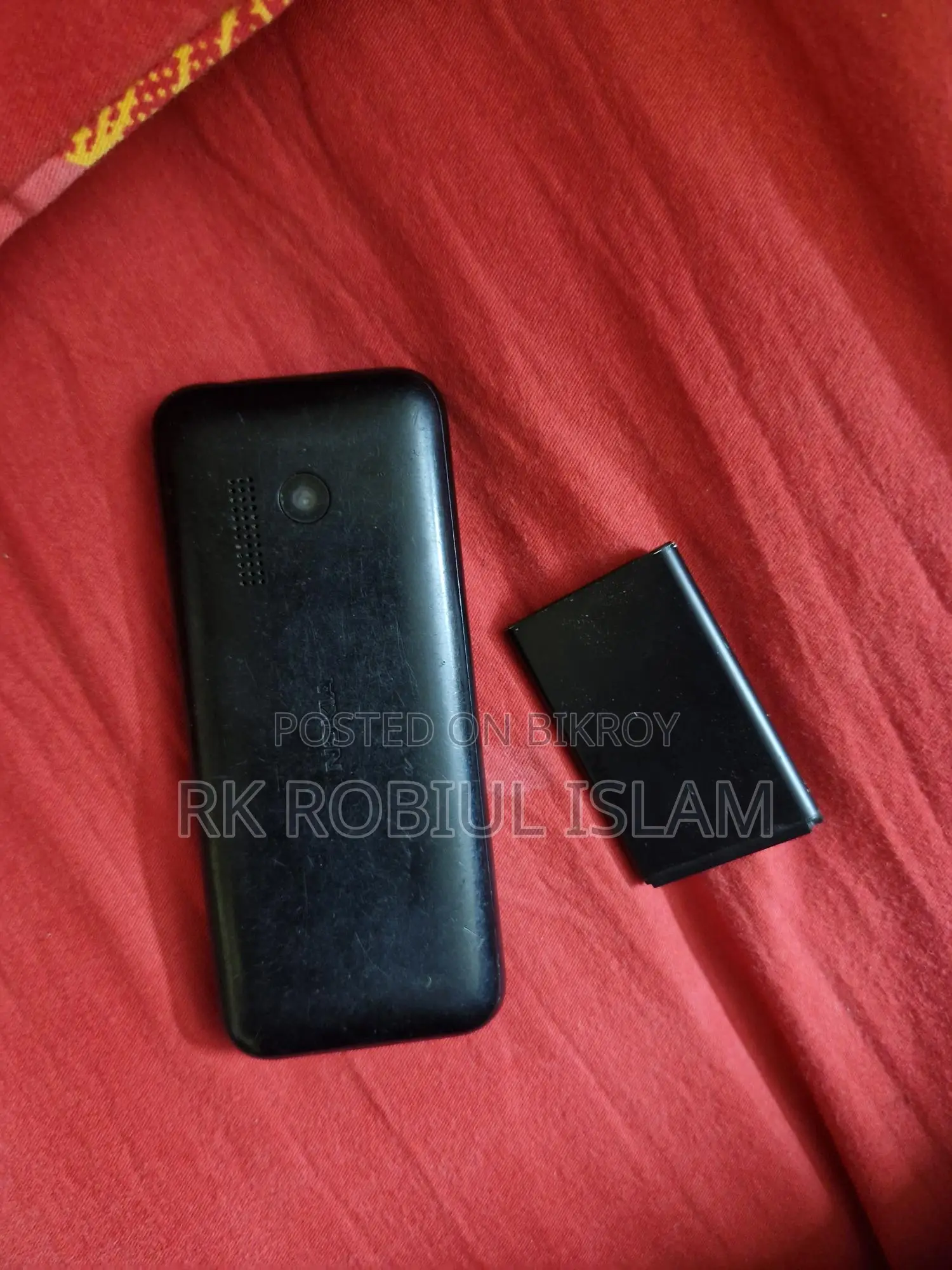 Nokia 215 . (Used)
