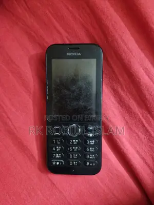 Nokia 215 . (Used)
