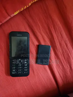 Nokia 215 . (Used)