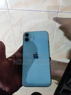Apple iPhone 11 (Used)