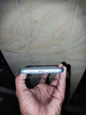 Apple iPhone 11 (Used)