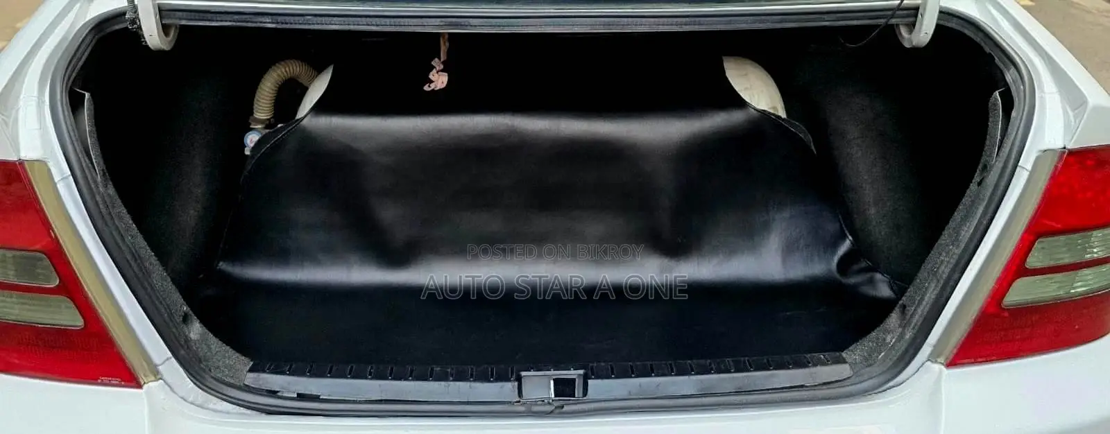Toyota Corolla X CNG 2001