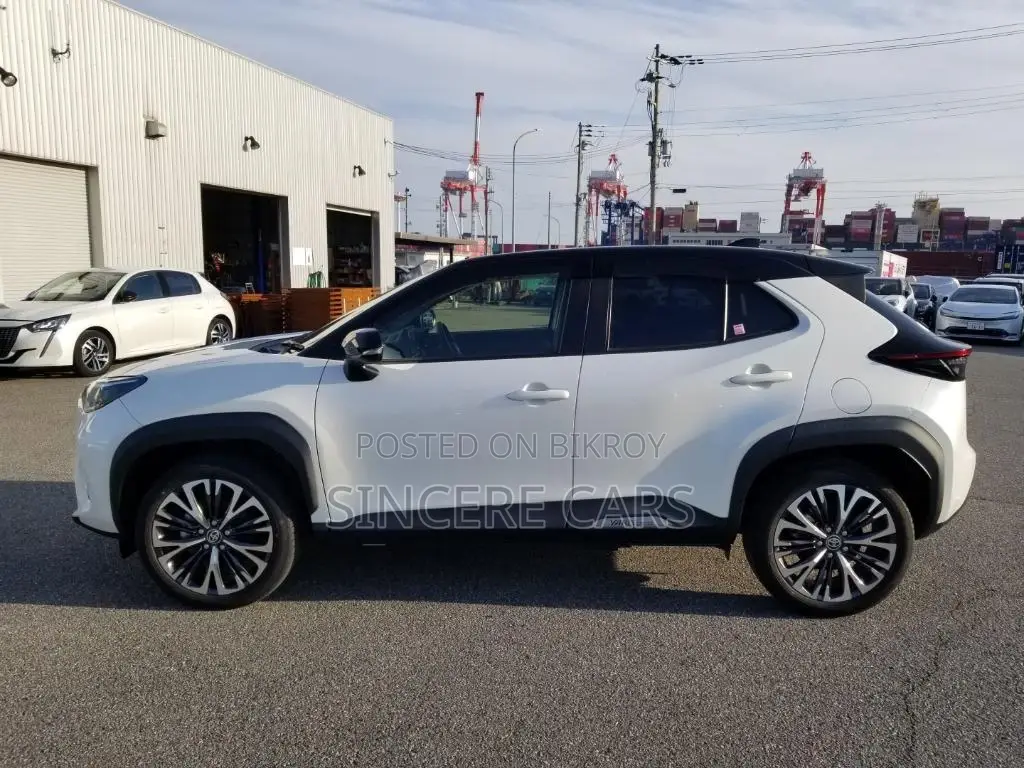 Toyota Yaris Cross Z FULL LOAD 3.5 GRADE 2021