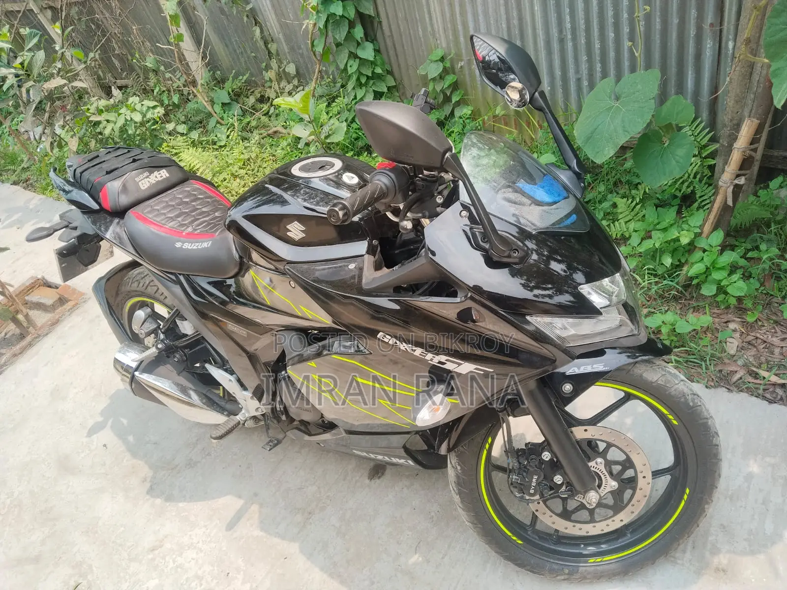 Suzuki Gixxer SF . 2025