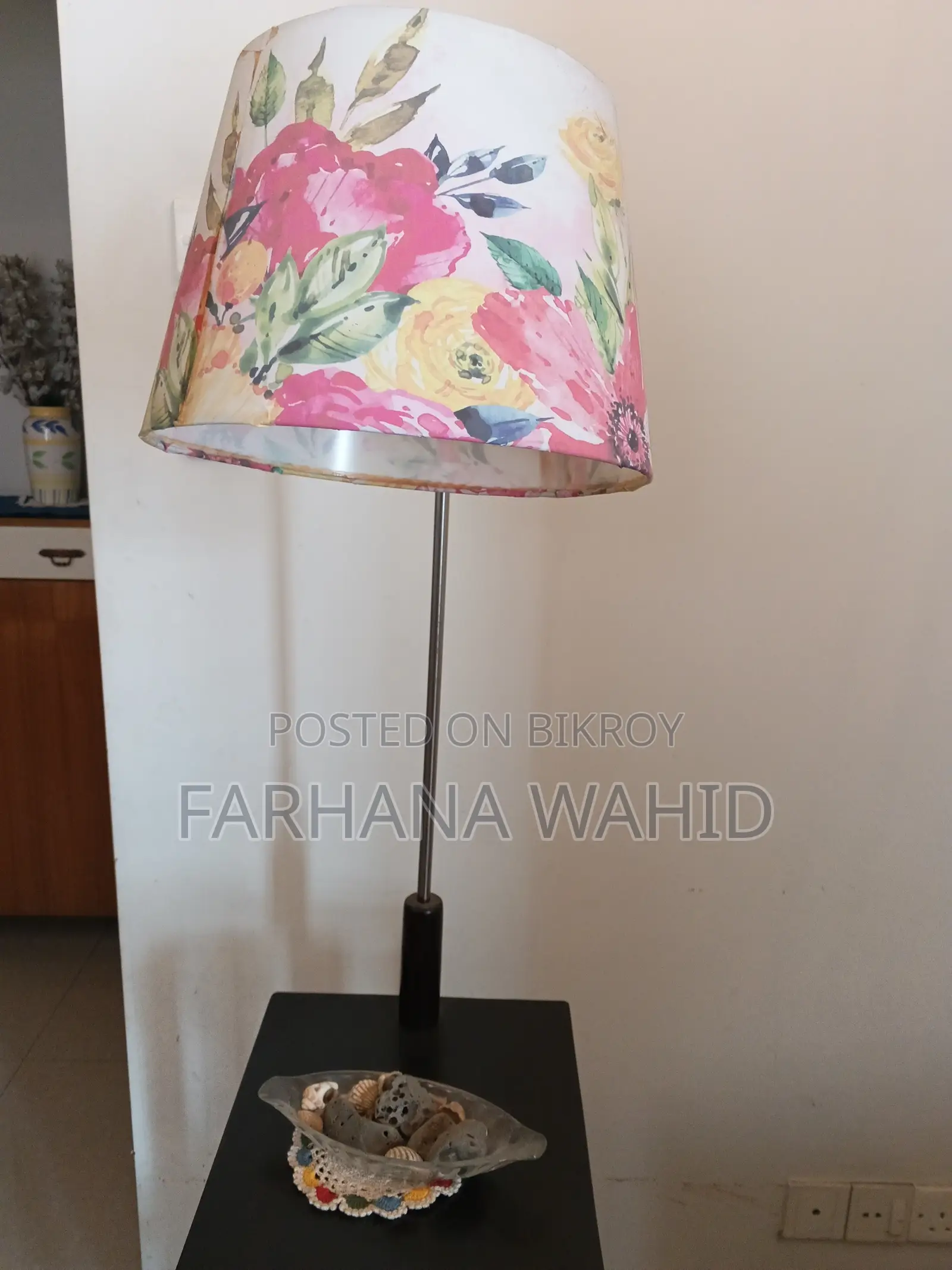 Lamp Shade with Stand